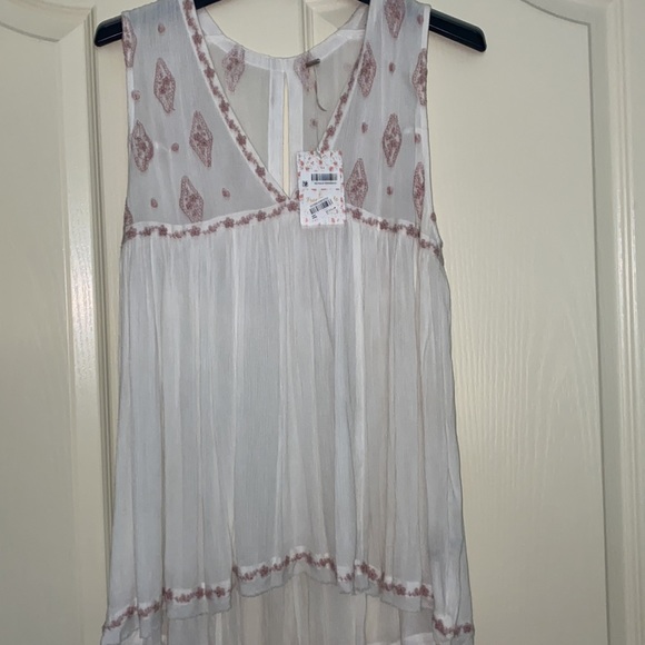 Free People Sleeveless Diamond Embroidered Top NWT. Size XS - Picture 11 of 12